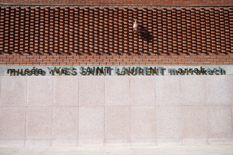 Visiter le musée Saint-Laurent à Marrakech : une immersion dans l’élégance et l’art